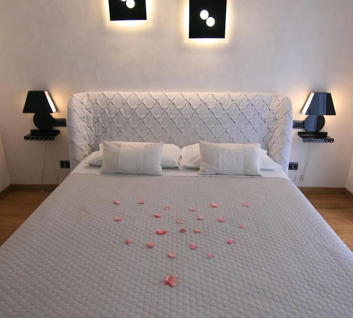 Experience Design Bed&Show contacts