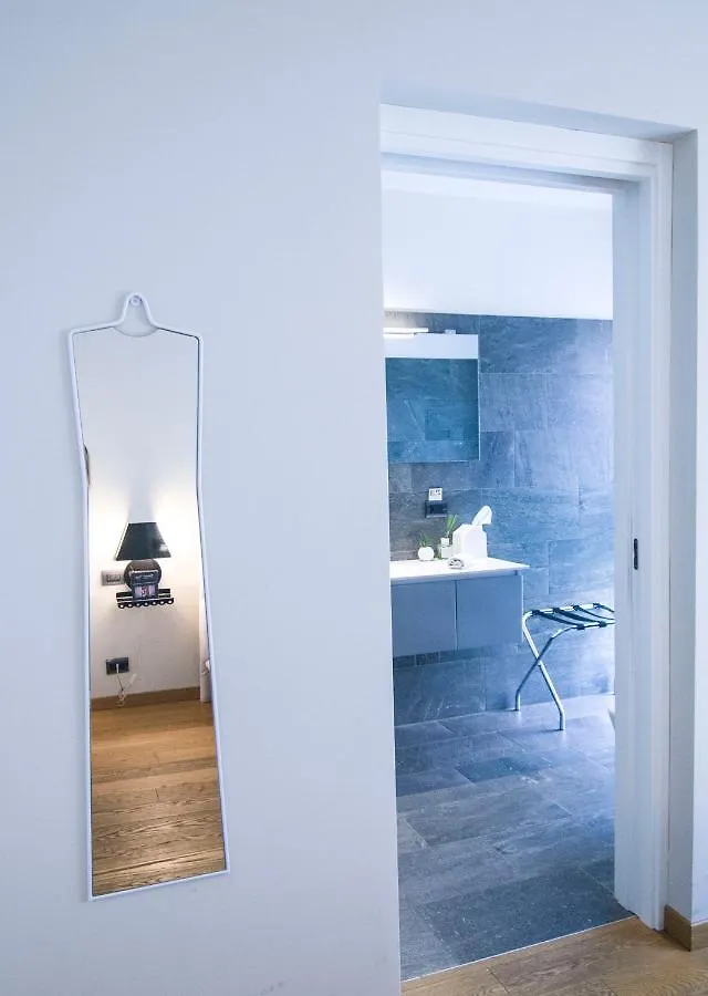 ** Couette-café Experience Design Bed&Show Milan Italie